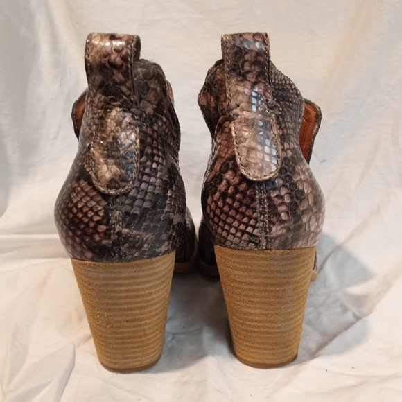 JEFFREY CAMPBELL Western Snakeskin Print Boots - Picture 7 of 9